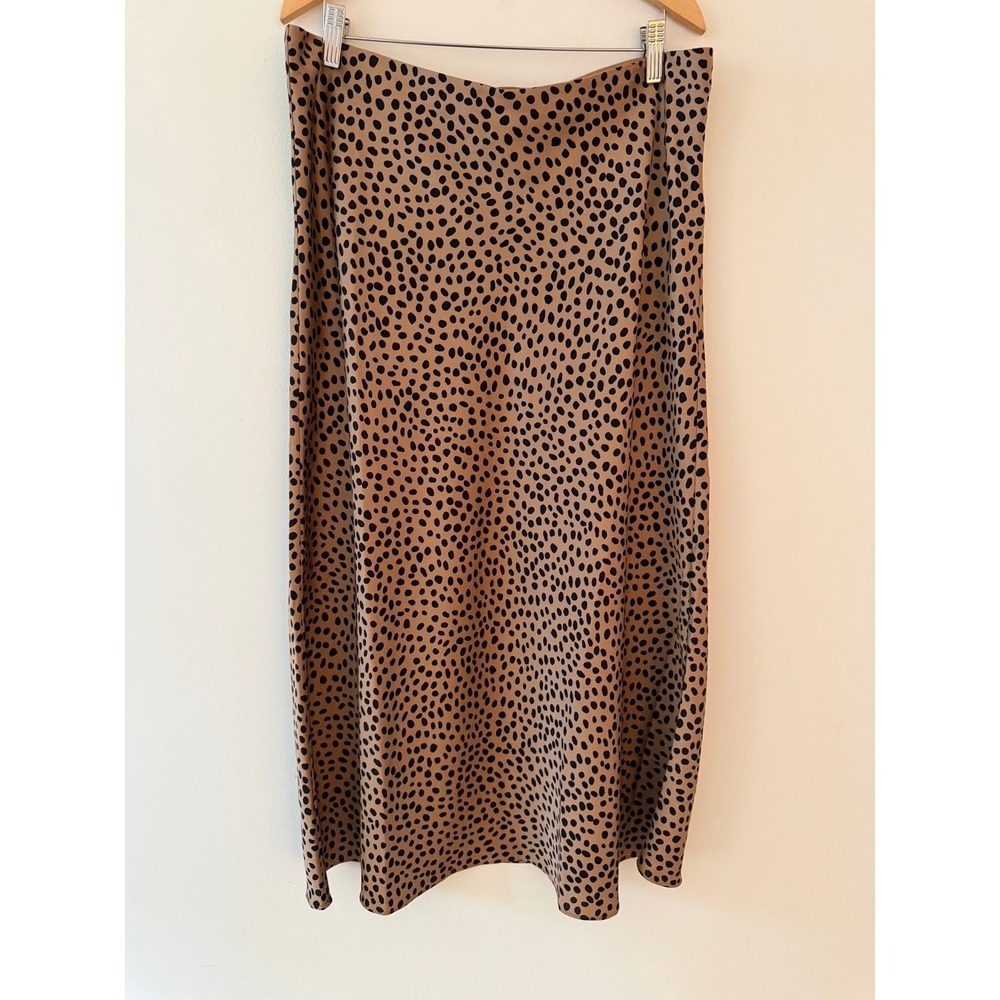 NWT J.Crew Slip Skirt in Leopard Dot Black Tan Size Large - Picture 2 of 9